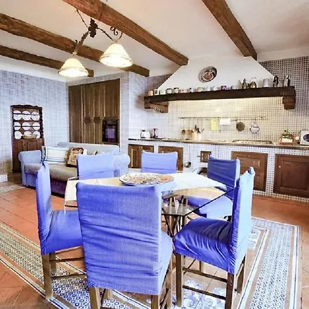 Horská chata Casa La Giuggiola With Private Pool Colli di Fontanelle